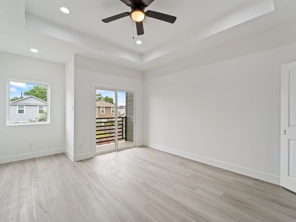 7709 Willow Street, Houston TX 77088
