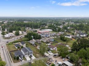 7709 Willow Street, Houston TX 77088