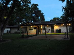 5522 Chantilly Lane, Houston TX 77092