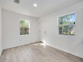5033 Doolittle Boulevard, Houston TX 77033
