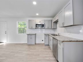 5033 Doolittle Boulevard, Houston TX 77033