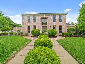 203 Laurel Springs Court, Sugar Land TX 77478
