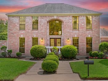 203 Laurel Springs Court
