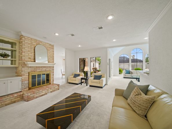 203 Laurel Springs Court, Sugar Land TX 77478