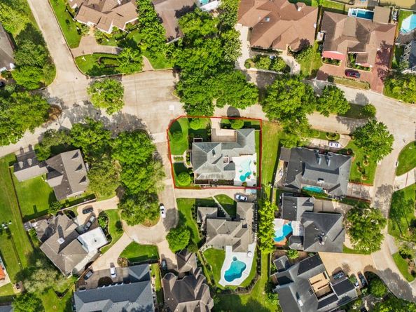 203 Laurel Springs Court, Sugar Land TX 77478