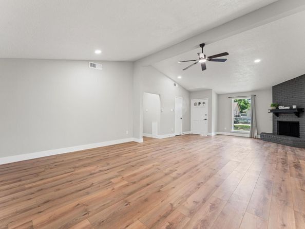 307 Sulky Trail St, Houston TX 77060