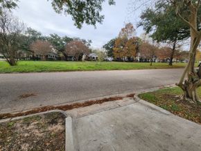 4008 Norhill Boulevard, Houston TX 77009