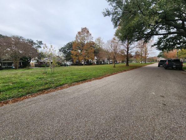 4008 Norhill Boulevard, Houston TX 77009