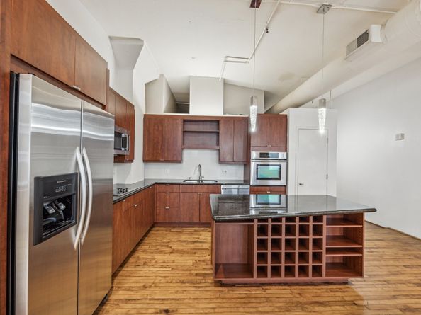705 Main Street 302, Houston TX 77002