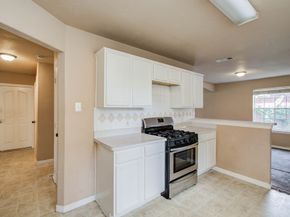 2539 S Camden Parkway, Houston TX 77067