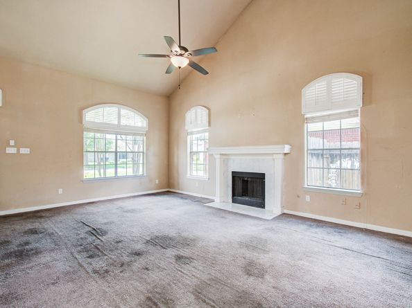 2539 S Camden Parkway, Houston TX 77067