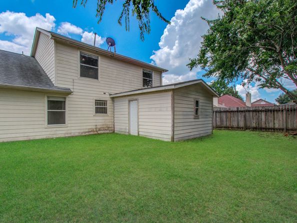 2539 S Camden Parkway, Houston TX 77067