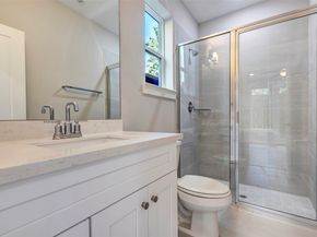 3010 Bell Street, Houston TX 77003
