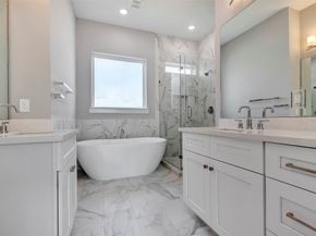 3010 Bell Street, Houston TX 77003