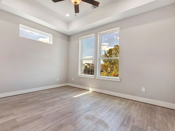 3010 Bell Street, Houston TX 77003