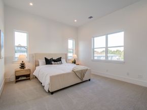 1653 Bingle Road, Houston TX 77055