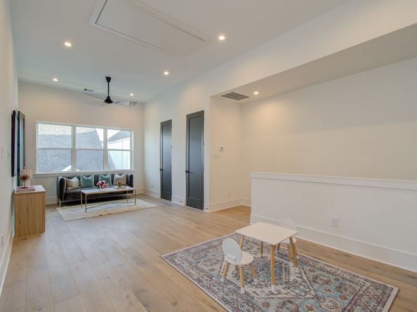 1653 Bingle Road, Houston TX 77055