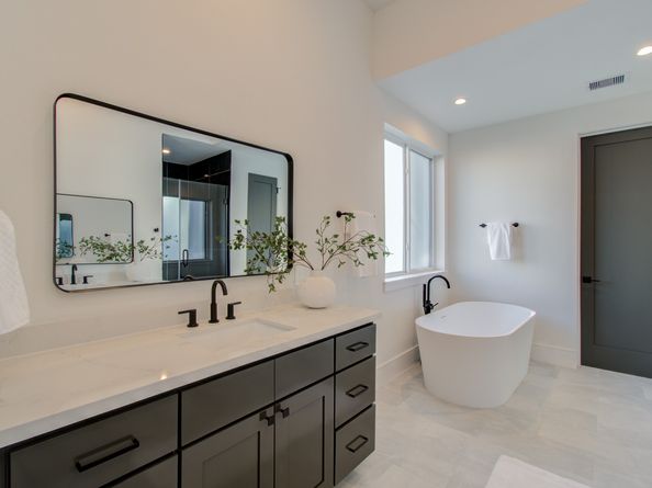 1653 Bingle Road, Houston TX 77055