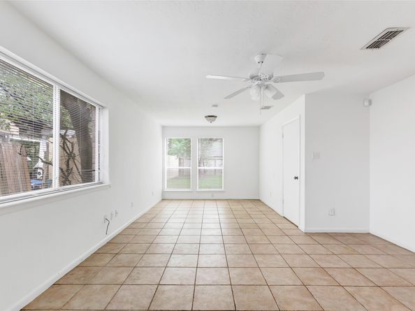 4719 Silver Frost Drive, Houston TX 77066