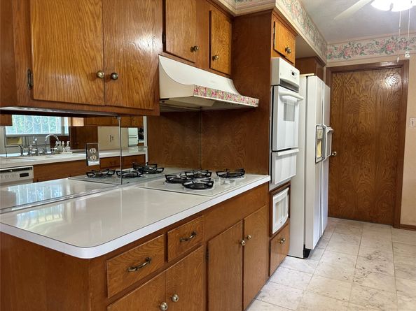 8713 Timberside Drive, Houston TX 77025