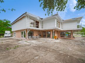 5 Briar Dale Court, Houston TX 77027