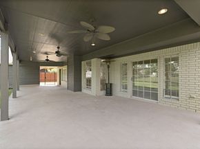 18714 Walden Forest Drive, Humble TX 77346