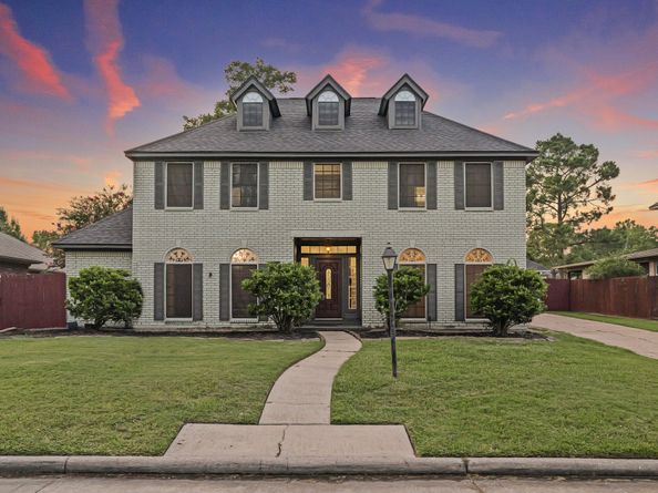 18714 Walden Forest Drive, Humble TX 77346