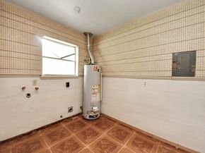 1013 Stevens Avenue, Conroe TX 77301