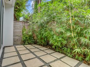 2615 Newman Street, Houston TX 77098