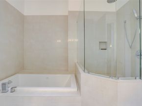 2615 Newman Street, Houston TX 77098