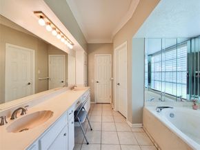 7315 Muirfield Valley Drive, Houston TX 77095