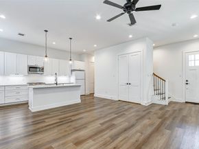 1230 Mcneil Street, Houston TX 77009