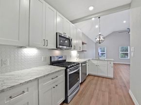 411 E 37th Street, Houston TX 77018