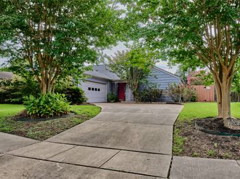 2231 Round Lake Drive