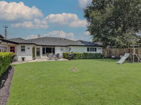5230 Cripple Creek Court SE, Houston TX 77017