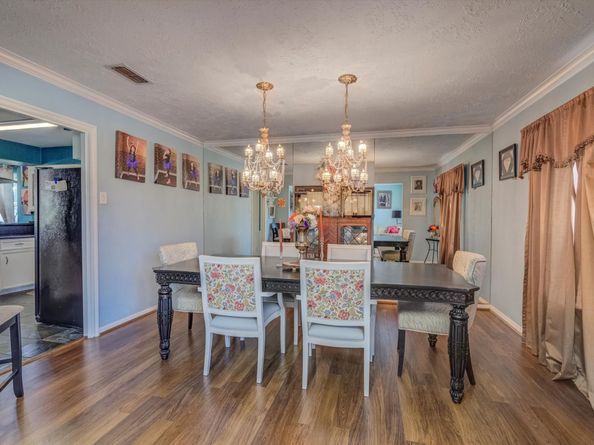 5230 Cripple Creek Court SE, Houston TX 77017