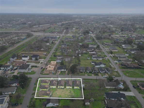 3938 King Street, Houston TX 77026