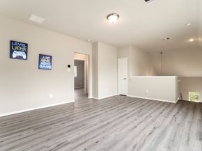 5014 Aspen Orchard Drive, Houston TX 77066