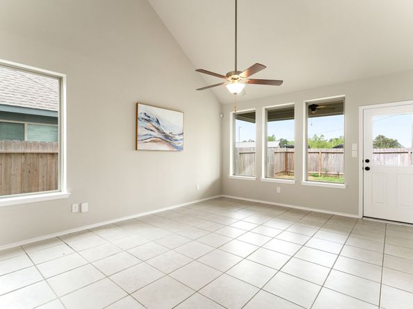 5014 Aspen Orchard Drive, Houston TX 77066