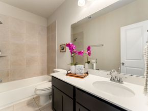 5014 Aspen Orchard Drive, Houston TX 77066