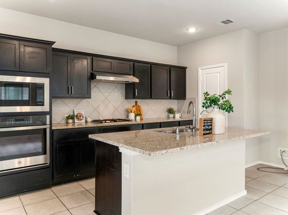 5014 Aspen Orchard Drive, Houston TX 77066