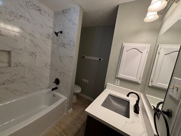 16003 Mission Glen Drive, Houston TX 77083