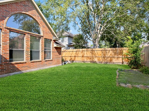 3314 Crimson Maple Court, Houston TX 77345