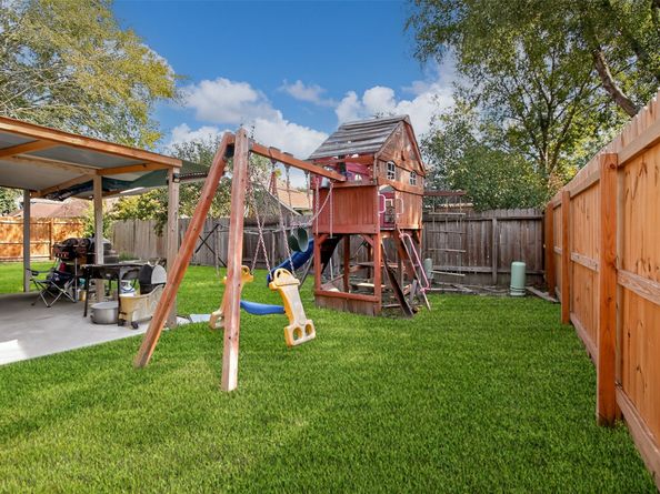 3314 Crimson Maple Court, Houston TX 77345