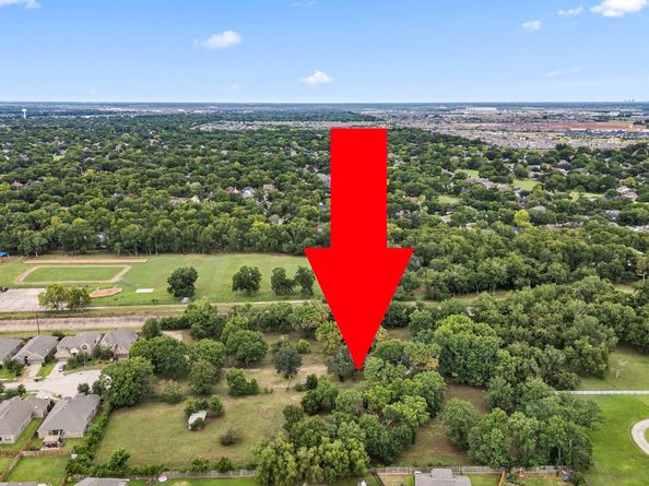 1550 Pitts Road, Richmond TX 77406