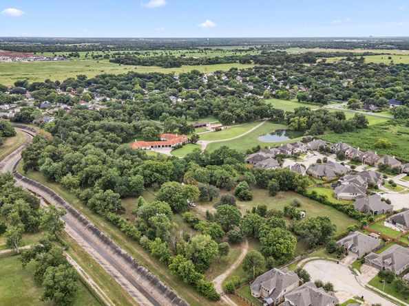 1550 Pitts Road, Richmond TX 77406