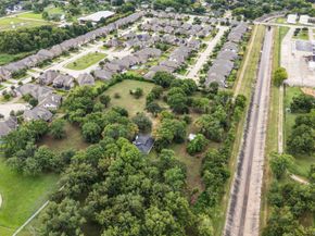 1550 Pitts Road, Richmond TX 77406