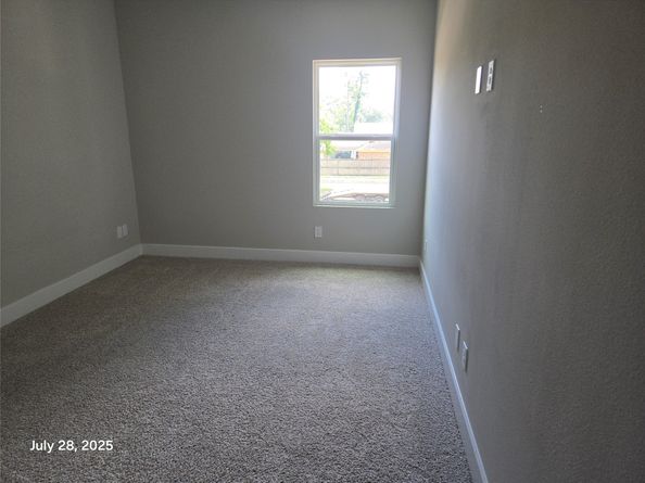 5503 Beall Street A, Houston TX 77091