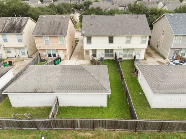 16839 Mammoth Springs Drive, Houston TX 77095