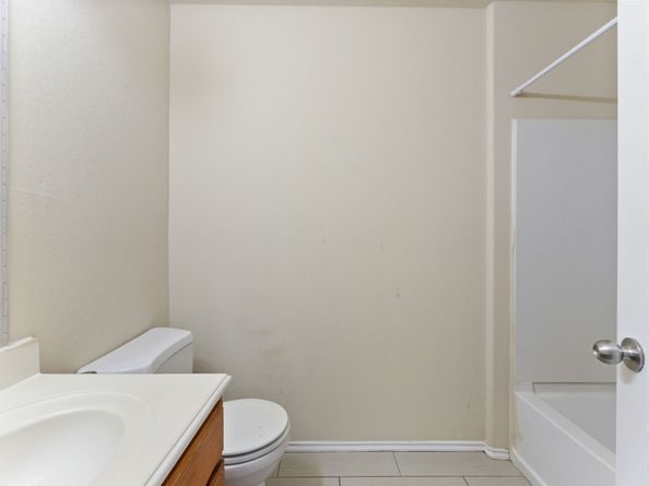 16839 Mammoth Springs Drive, Houston TX 77095